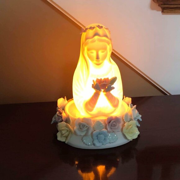Mother Mary bisque night light - Picture 3 of 10